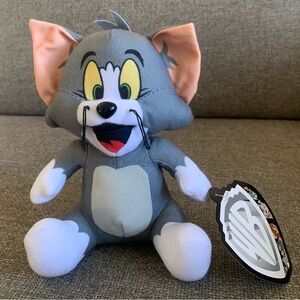 Tom and Jerry Tom Plush Toy - Gray and White - 8”T